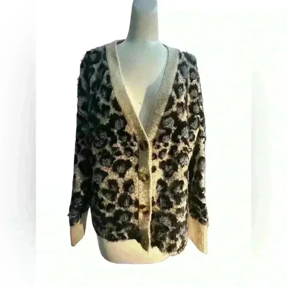 Willow & Clay Sweaters - Super Soft Button Front Cardigan Animal Print XL